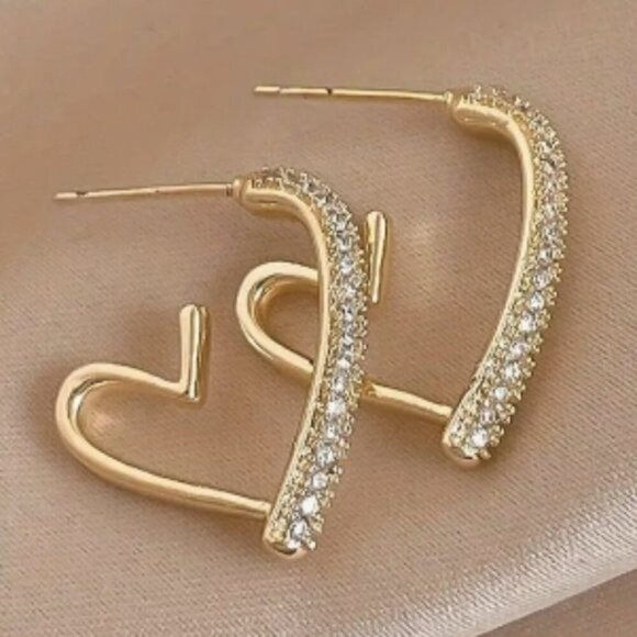 Jewelry - 18k Gold Plated Rhinestone Heart Hoop Earrings
